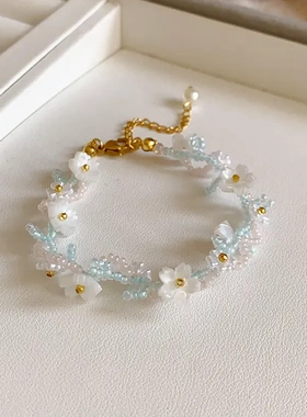 钛钢甜美花朵珍珠米珠项链小清新时尚设计感锁骨链田园风气质项饰