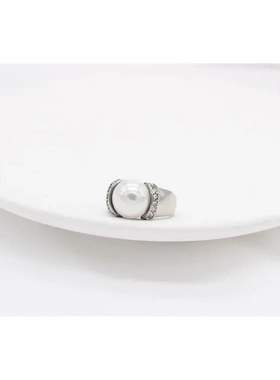 r1285 欧美时尚简约贝壳白贝镶钻女士戒指 钛钢戒指