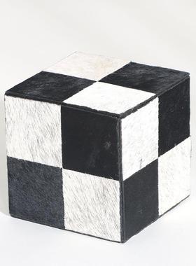 简约现代艺术黑白棋盘格马毛国际象棋软装样板房家居装饰桌面摆件