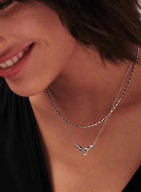 小章鱼同款 Missoma手拉手金色迷你吊坠滑动扣小众执子之手女项链