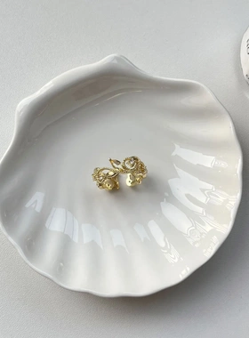 中古宫廷风镶钻鸢尾花蕾丝戒指女小众轻奢高级感气质开口食指戒指