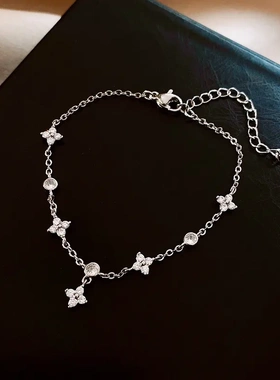 简约锆石菱形朵手链精致轻奢高级感手环通勤小众设计感手饰