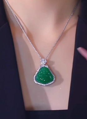绿色佛公吊坠女款轻奢小众z