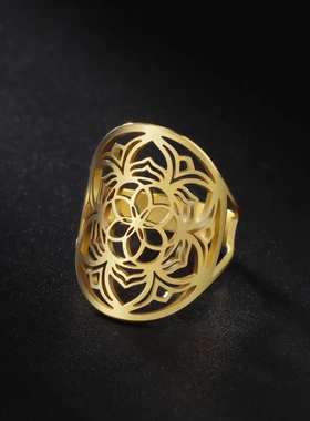 源头工厂气质高级感轻奢风切割镂空六瓣花可调节戒指不锈钢女指环