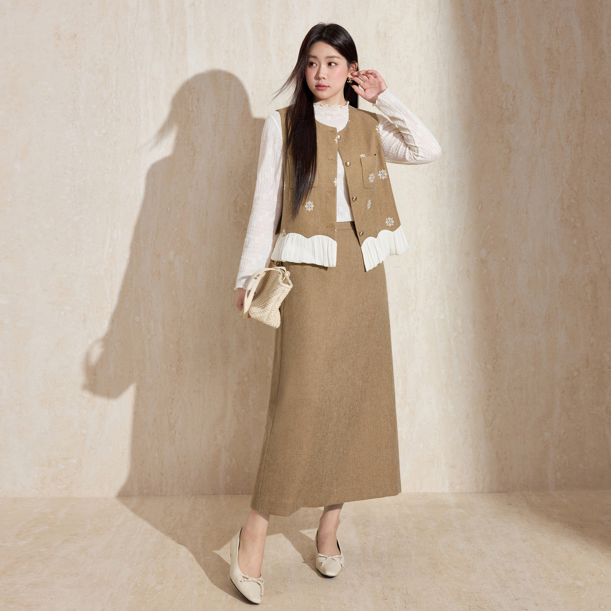 蓝语大码女装气质打底衫重工刺绣小香风马甲显瘦A字半身裙套装春,淘宝优惠券,粉丝福利购,淘宝优惠卷