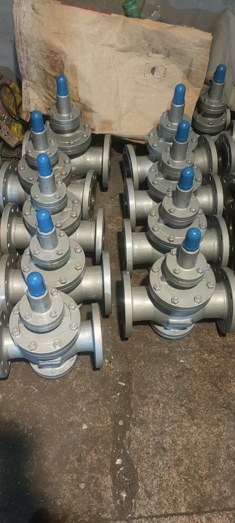 铸钢法兰蒸汽减压阀Y43H-16C高温锅炉先导活塞式专用调压阀DN580 - 图1