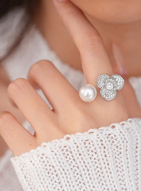 欧美超闪锆石花朵珍珠开口戒指时尚通勤百搭食指戒轻奢手饰女