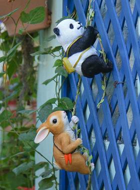 户外花园卡通可爱松鼠攀爬树上创意庭院阳台幼儿园装饰品挂壁摆件