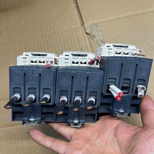 LC1D40A2个LC1D50A1个 - 图1