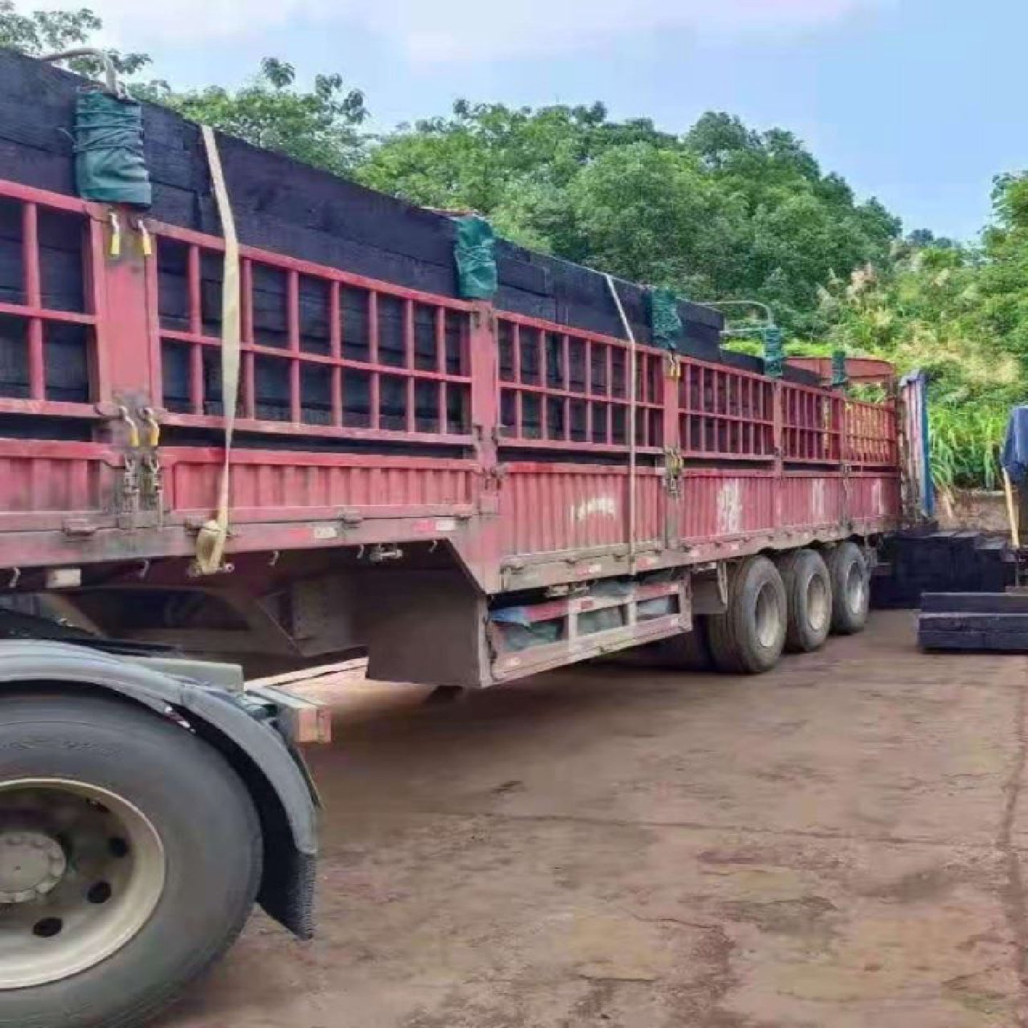 火车旧枕木铁路旧枕木吊车钢材设备垫木油浸防腐木景观园林防腐木,淘宝优惠券,粉丝福利购,淘宝优惠卷