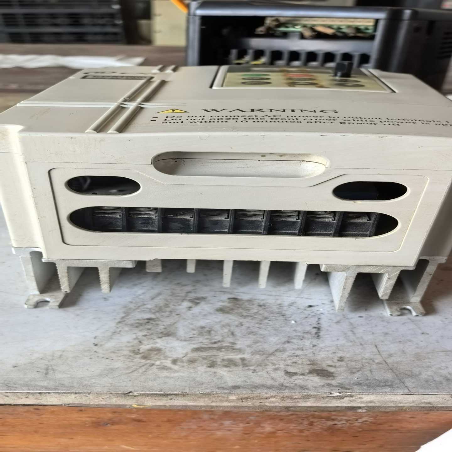 易能变频器EDS1000-2S0004一台220V议价 - 图3