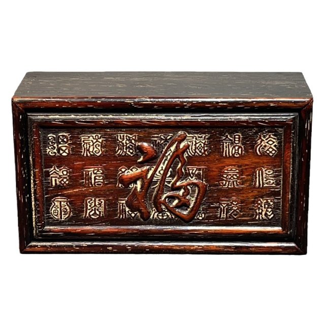 Antiques, miscellaneous wood carvings, handicrafts, rosewood inlaid shells, two oxen machine boxes, jewelry boxes, wooden boxes, wooden boxes