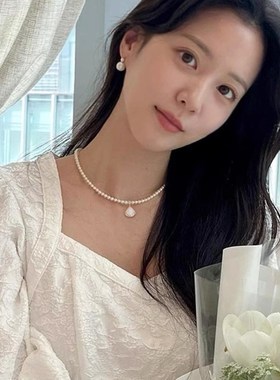 天然贝壳吊坠珍珠项链女高级感百搭锁骨链2025年新款爆款轻奢颈链