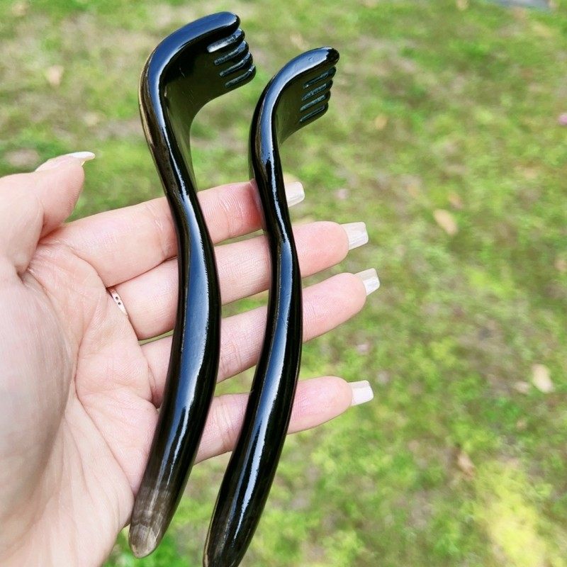 牛角抓耙头皮按摩改善睡眠白发掉发脱发牛角梳按摩头部经络护理,淘宝优惠券,粉丝福利购,淘宝优惠卷