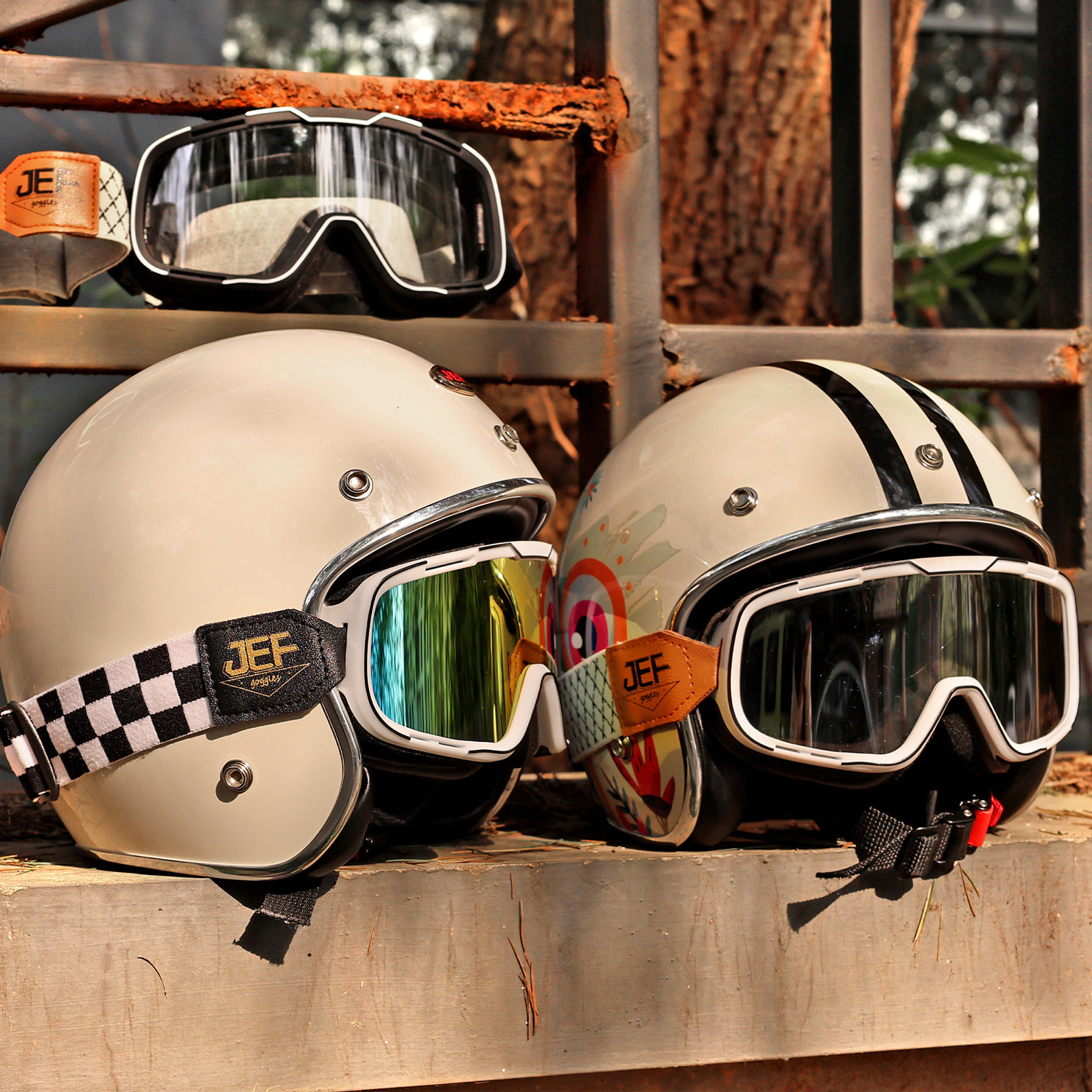 Taiwanese motorcycle goggles are windproof and sand-proof and can be worn with glasses