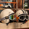 Taiwanese motorcycle goggles are windproof and sand-proof and can be worn with glasses