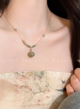 新中式平安锁项链女款2024新款爆款轻奢小众高级感编绳锁骨链配饰