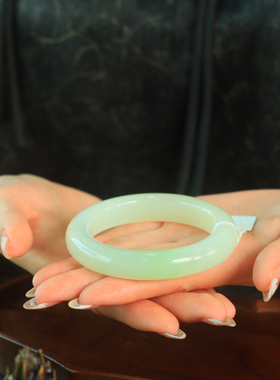 和田玉冰底翠青手镯籽料平安镯