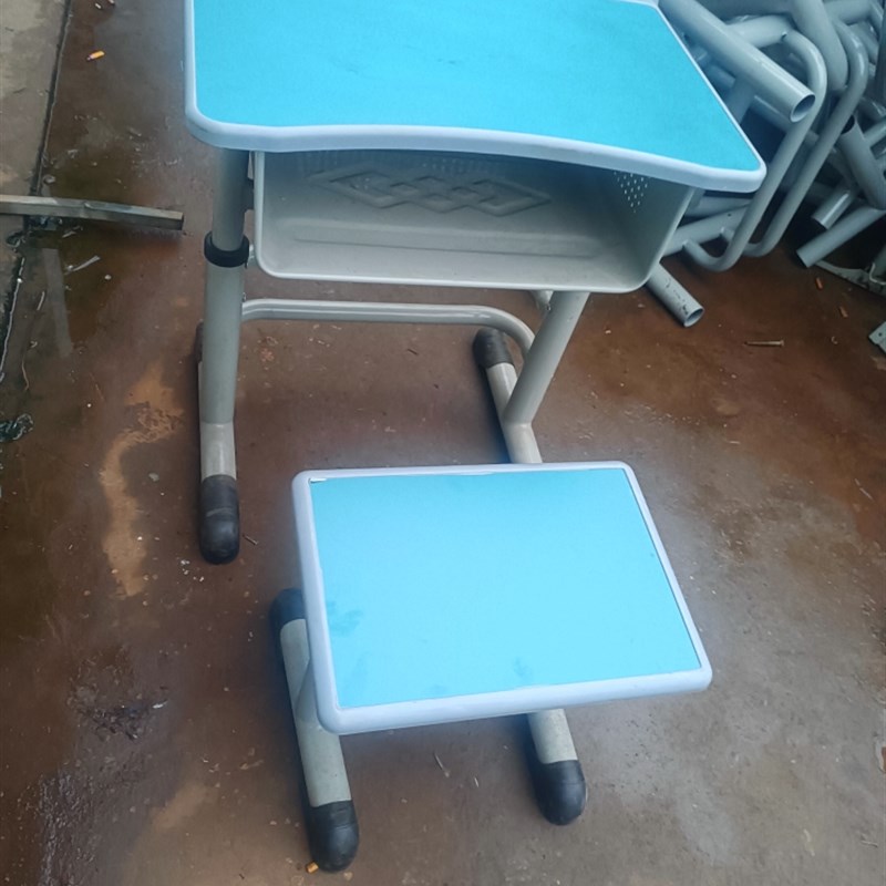课桌椅中学生课桌椅小学生课桌椅中小学生课桌椅圆管课桌椅生产 - 图2