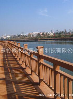 二代共挤塑木户外露天庭院栈道阳台生态园林工程防腐长条木纹地板