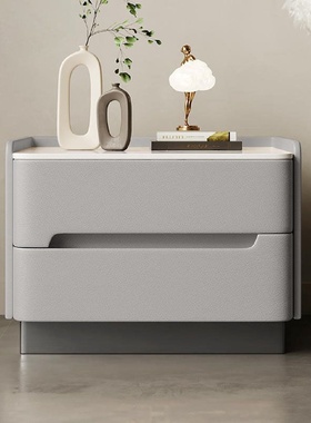 高级感现代简约实木床头柜奶油卧室家用网红床边柜整装新款储物柜