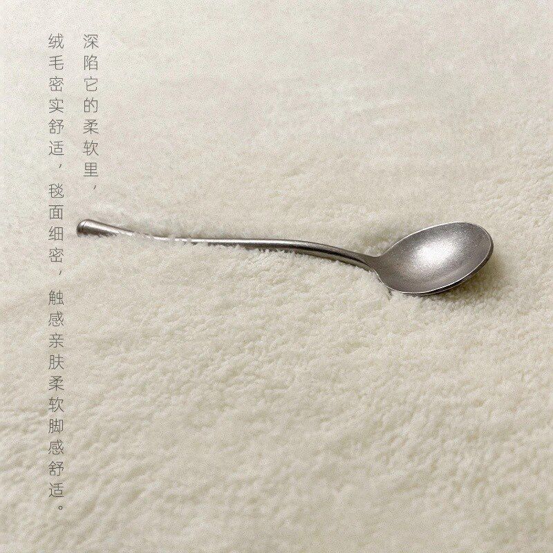 卧室专用床前地毯黑白系简约风拼色小地毯床边毯保暖耐脏防滑毛毯,淘宝优惠券,粉丝福利购,淘宝优惠卷