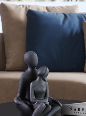 陶瓷磨砂拥抱情侣人物摆件卧室床头装饰玄关酒柜工艺品摆设