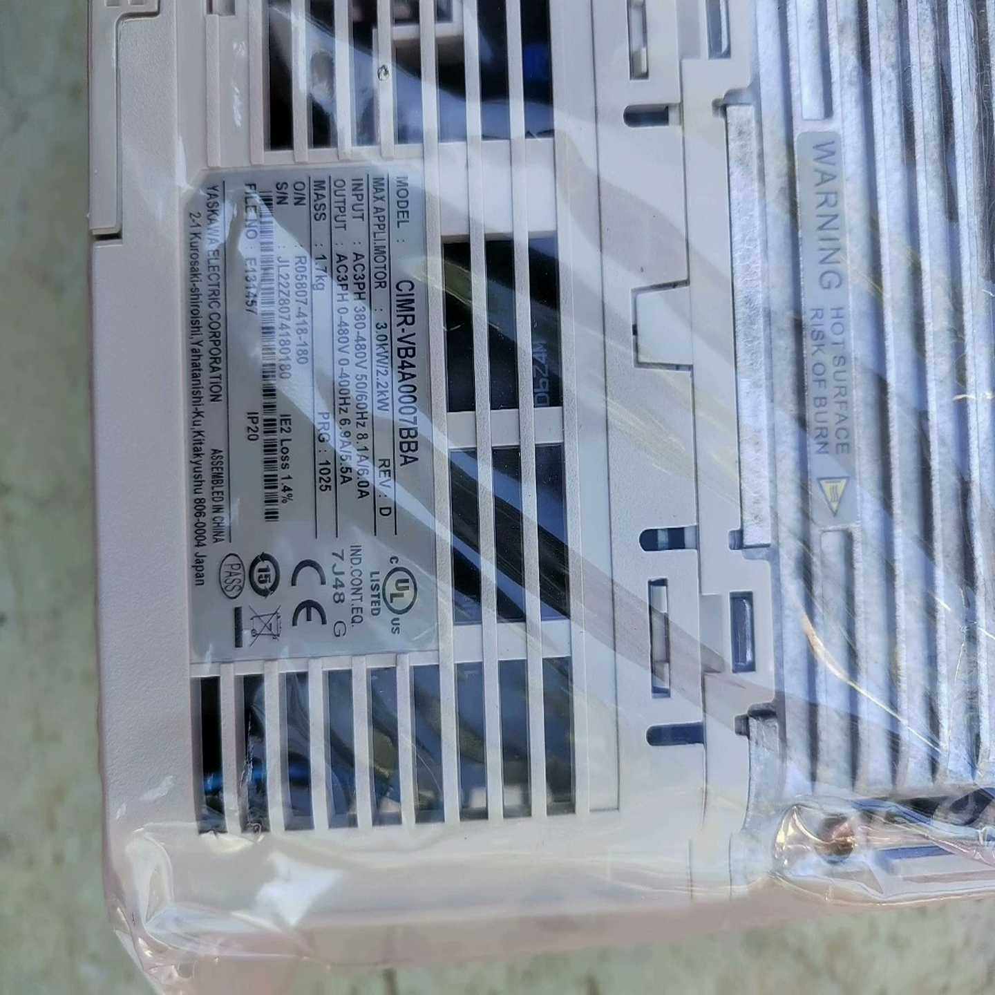 询价~安川变频器，CIMR-VB4A0007BBA重载2.2KW， - 图0