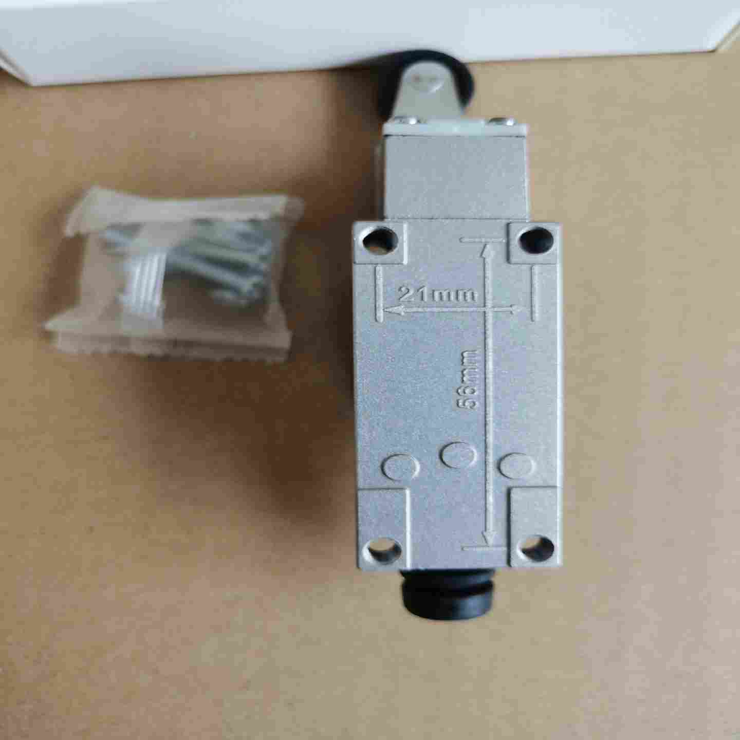 【议价】特勒美科限位开关 XCE145C - 图0