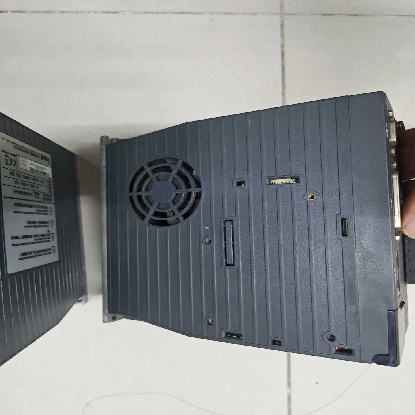 英威腾SV-DA200-3R0-4-E0伺服驱动器，实物询价 - 图2