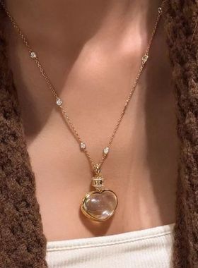 小众创意设计金色心形吊坠项链时尚轻奢气质高级感百搭锁骨链女