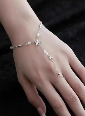 蝴蝶戒指一体式手链轻奢气质高级感灵动优雅华丽甜美淑女戒指手链