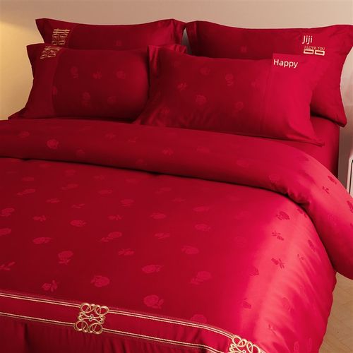 大红色婚礼四件套缎面提花被套婚礼床单亲肤棉加厚拉丝棉床上用品 - 图1
