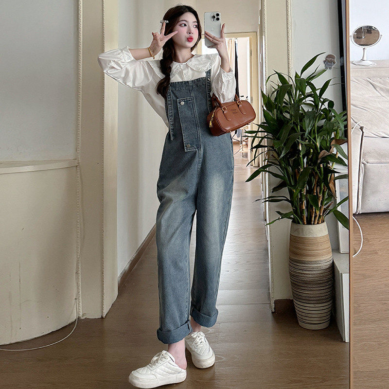 孕妇装春秋套装2024秋季新款网红大码牛仔背带裤长袖衬衣女两件套,淘宝优惠券,粉丝福利购,淘宝优惠卷