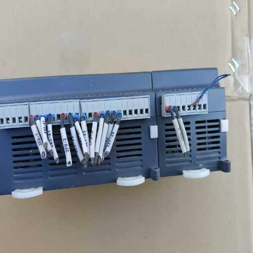 台达DVP32ES200R 带扩展DVP04PT-E2 成色~询价 - 图0