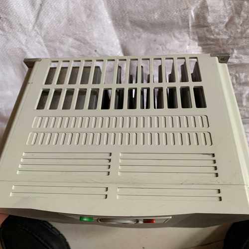 iG5A产电变频器，5.5kw，，，实物（电子设备） - 图0