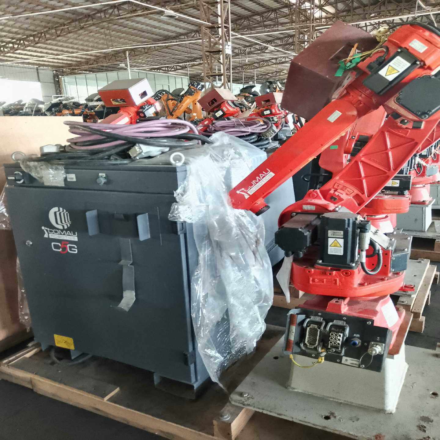 柯马COMAU工业机器人   C5G   SMART-5（地坛设备） - 图0