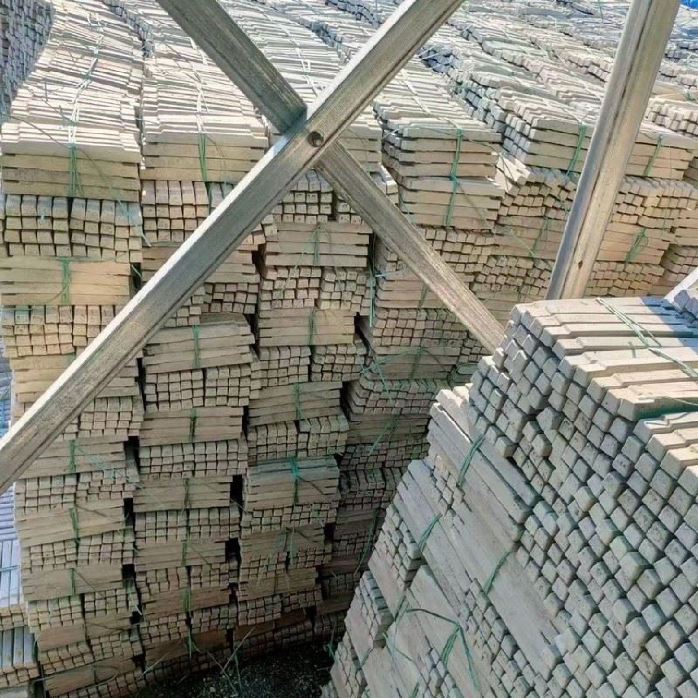 钢筋内支撑加粗支架剪力墙模板保护层定位托架水泥垫块条操作便捷,淘宝优惠券,粉丝福利购,淘宝优惠卷