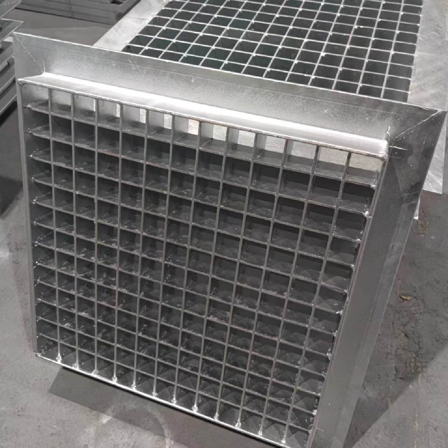 建筑专用镀锌钢格板屋顶平台耐候性强防腐防锈使用寿命长,淘宝优惠券,粉丝福利购,淘宝优惠卷