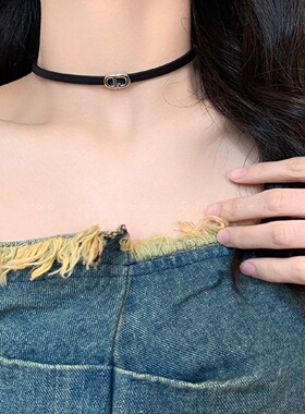 黑色皮绳皮扣颈链2025新款高级感脖子项圈配饰项链锁骨链女