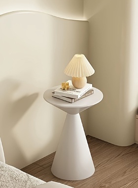 现代简约茶几组合轻奢客厅阳台小户型铁艺小桌子圆形边几床头柜