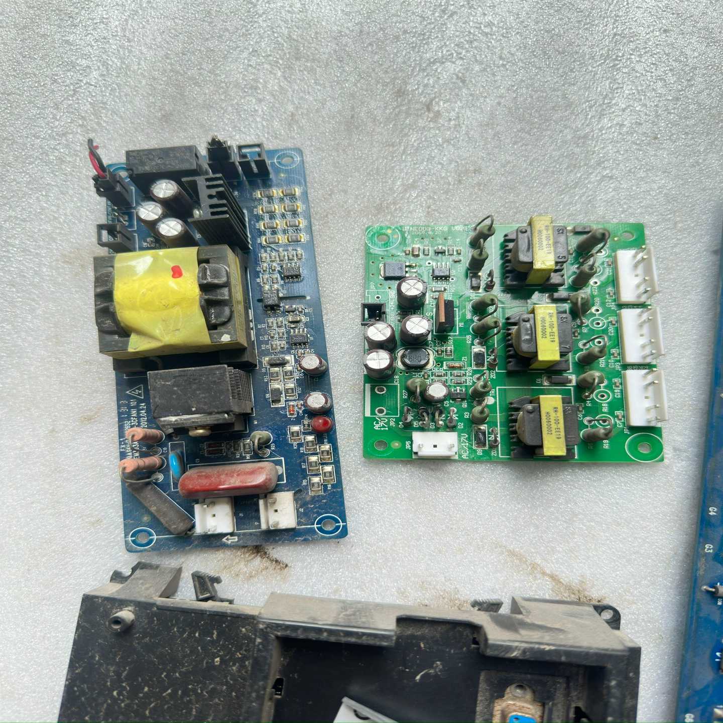询价~正选30KW变频器EM330A-037-3C主板驱动板电源板 - 图2