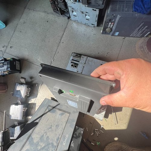 议价拆机昆仑通态淳朴TPC1021NT一台议价 - 图1