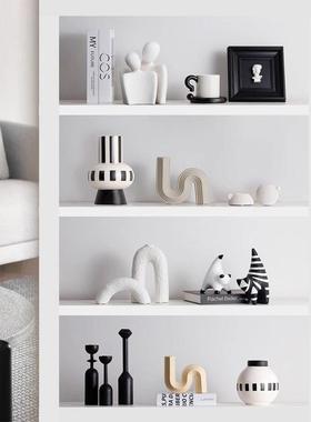 ins风抽象艺术小众摆件高级感客厅酒柜装饰创意树脂花瓶黑白花纹