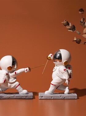 潮玩击剑宇航员手办摆件酒柜儿童房书房客厅太空人装饰品送礼物男