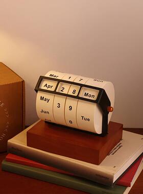 男女生日礼品Runner万年历实木2024年历台历新桌面饰品高端礼品