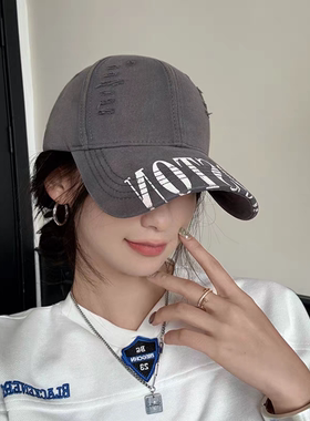 破洞宽檐大脸显脸小鸭舌帽女款