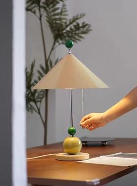 奶油风蛋壳台灯插电款装饰送礼复古氛围床头灯女生卧室高级感摆件