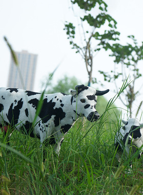 鲸鸿软装超市商场美陈摆件大中小号奶牛低温奶牛奶区场景装饰特陈