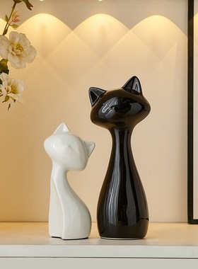 现代简约玄关客厅电视柜酒w柜家居装饰艺术品猫咪摆件轻奢高级感